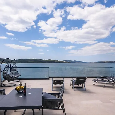 Palm Springs Apartament Trogir