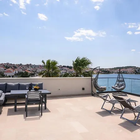 Apartment Palm Springs Trogir
